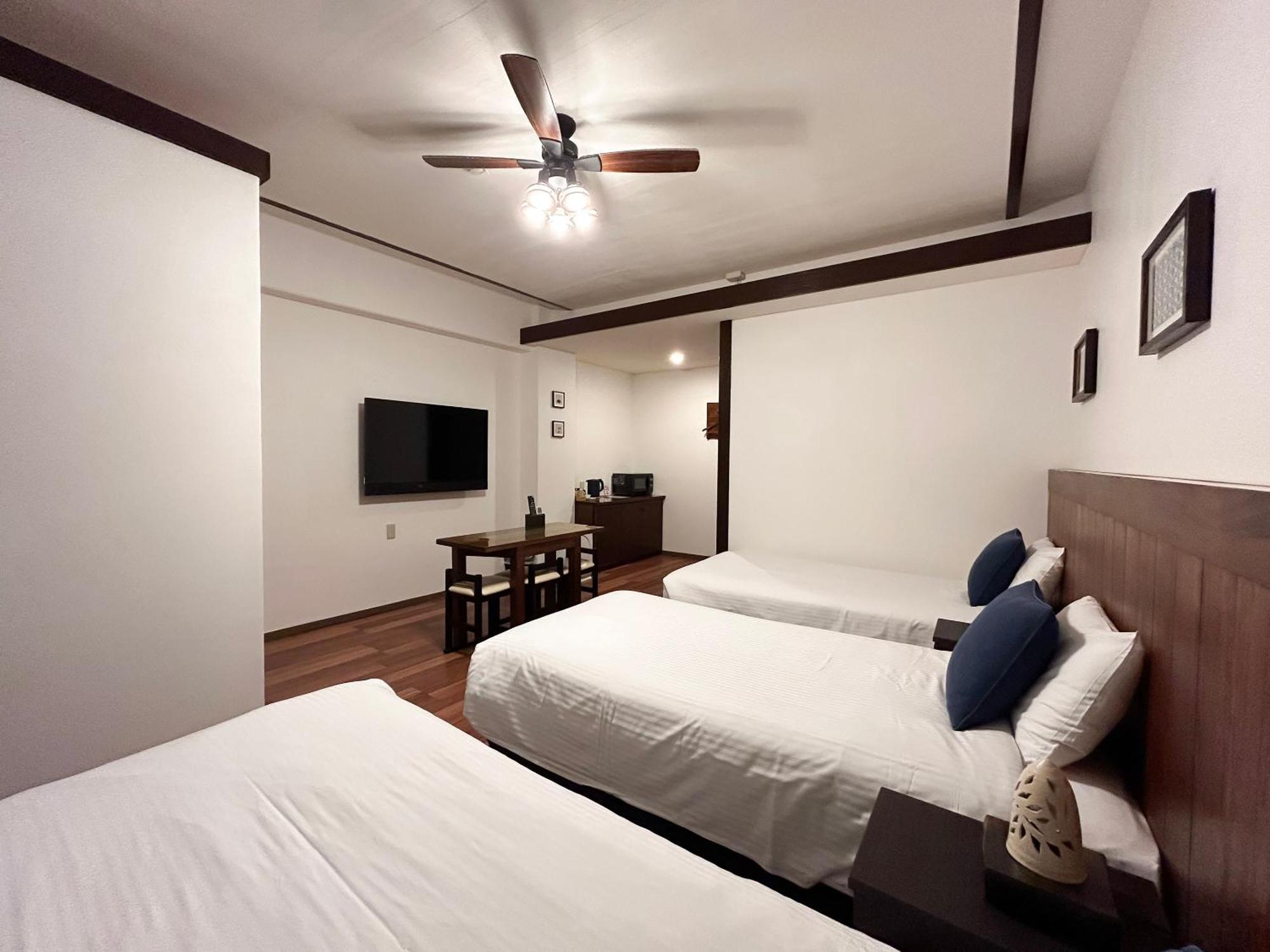 Pensión Sunset Beach Nakijin Exterior foto